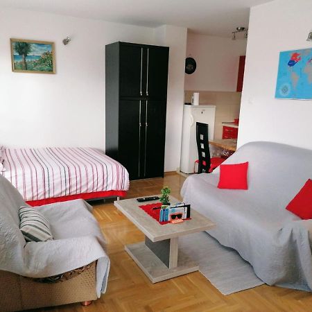 Good Host Leilighet Banja Luka Eksteriør bilde
