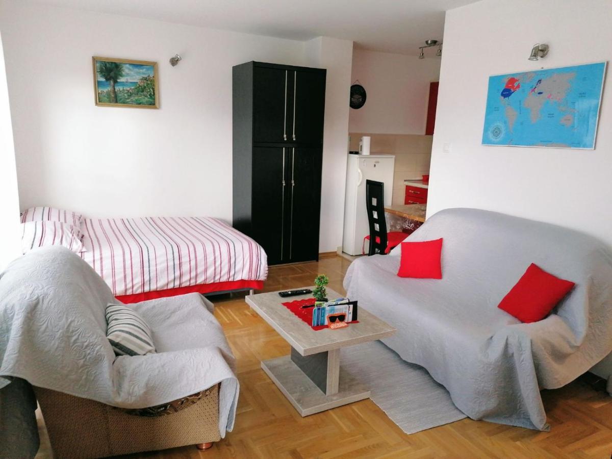 Good Host Leilighet Banja Luka Eksteriør bilde