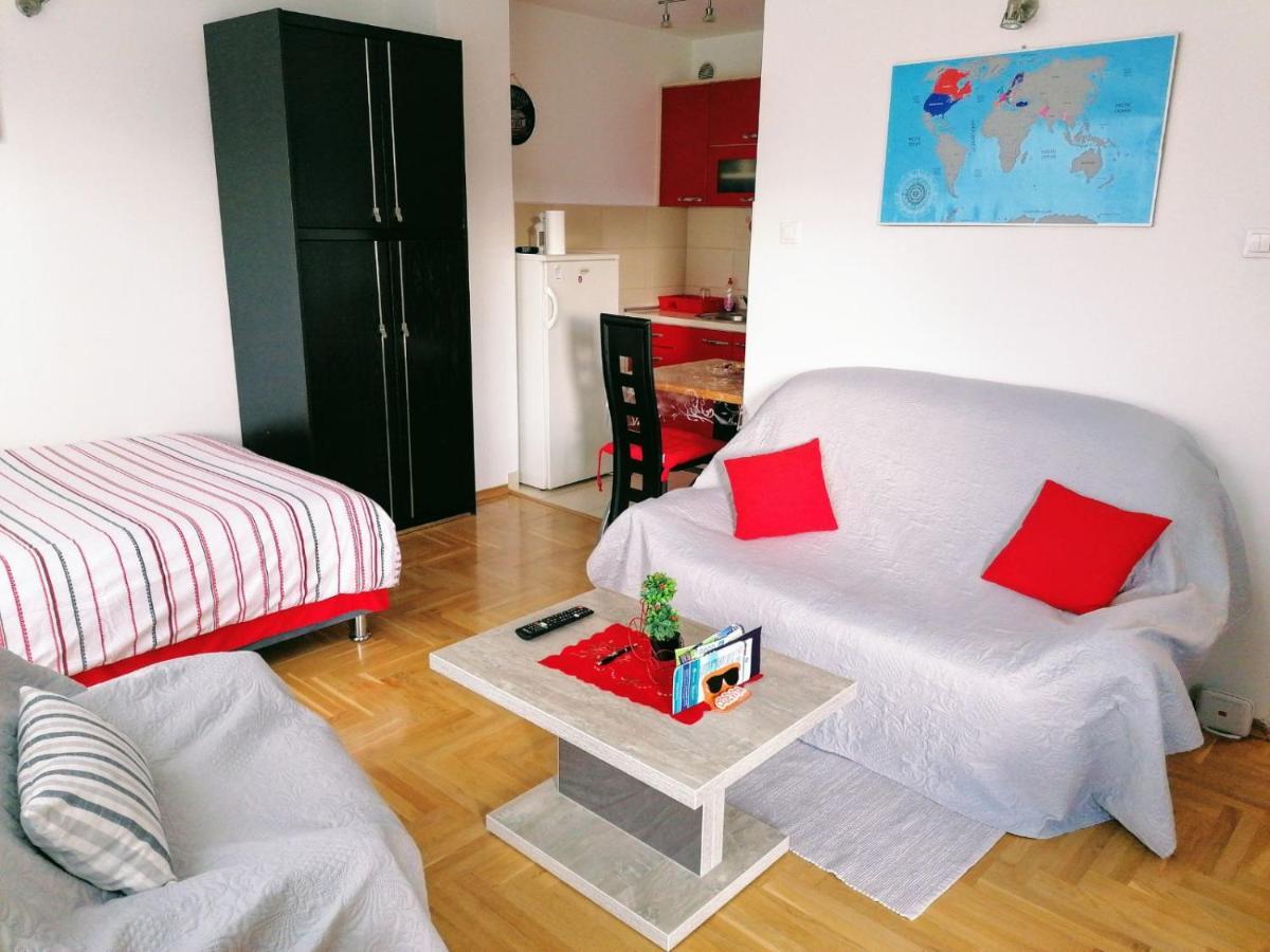 Good Host Leilighet Banja Luka Eksteriør bilde